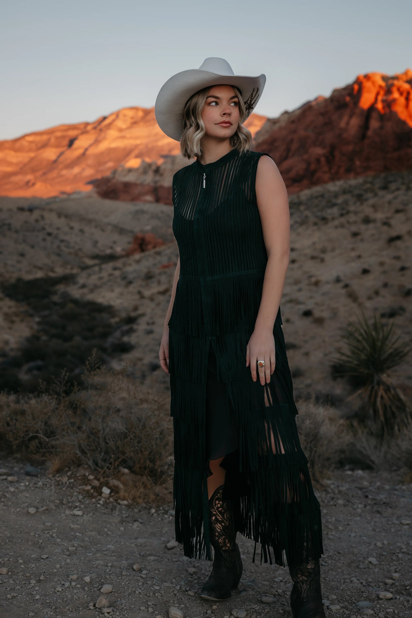 Sleeveless Fringe Duster